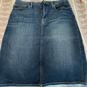 NWOT Good American Denim Skirt